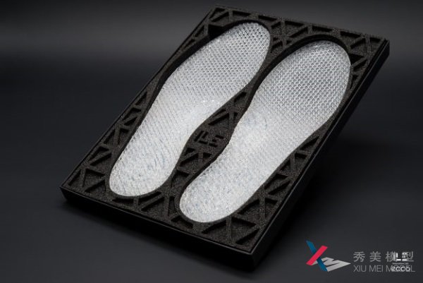 <b>Ecco鞋业公司与Dassault Systemes合作进行3D打印项目</b>