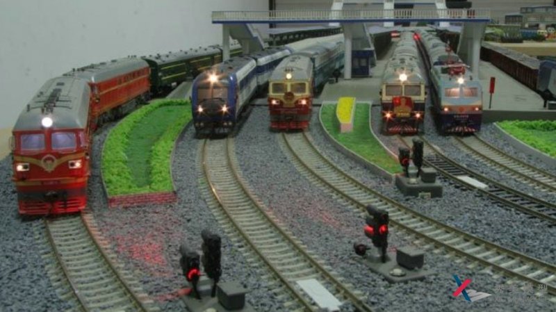 <b>中国火车模型沙盘</b>