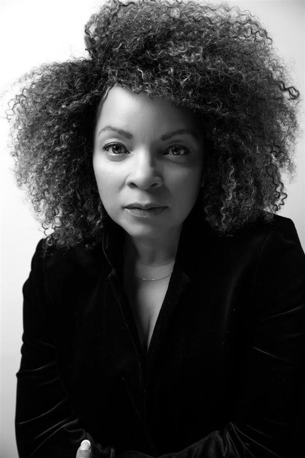 服装设计师Ruth E Carter