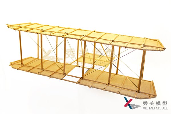 古代滑翔翼模型